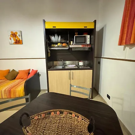 Guest house Agghiorna E Scura
