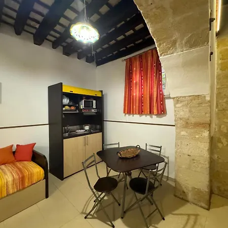 Agghiorna E Scura Guest house Trapani